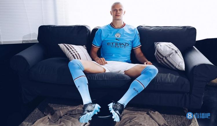 篮球火箭球员赛后接受采访分享心得