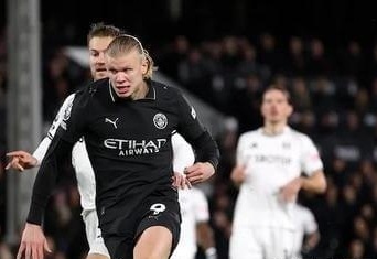 图片报：米兰对金玟哉感兴趣，在今夏就曾观察过他（图片报：AC米兰有意金玟哉，今夏已派员考察）